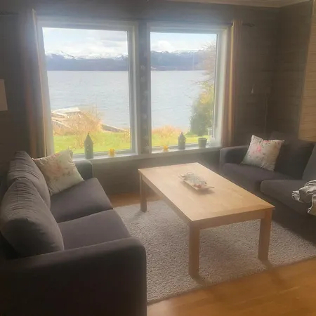 别墅 Med Sauna Ute, Egen Bat, Naust Og Kai