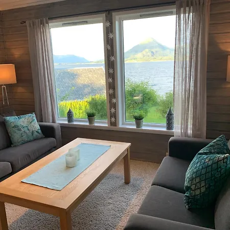 别墅 Med Sauna Ute, Egen Bat, Naust Og Kai Breidvik (Aukra)