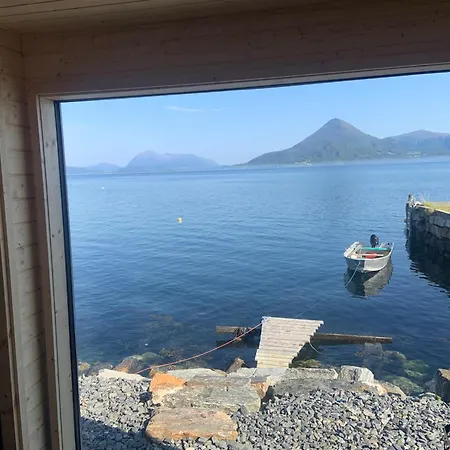 Med Sauna Ute, Egen Bat, Naust Og Kai Βίλα